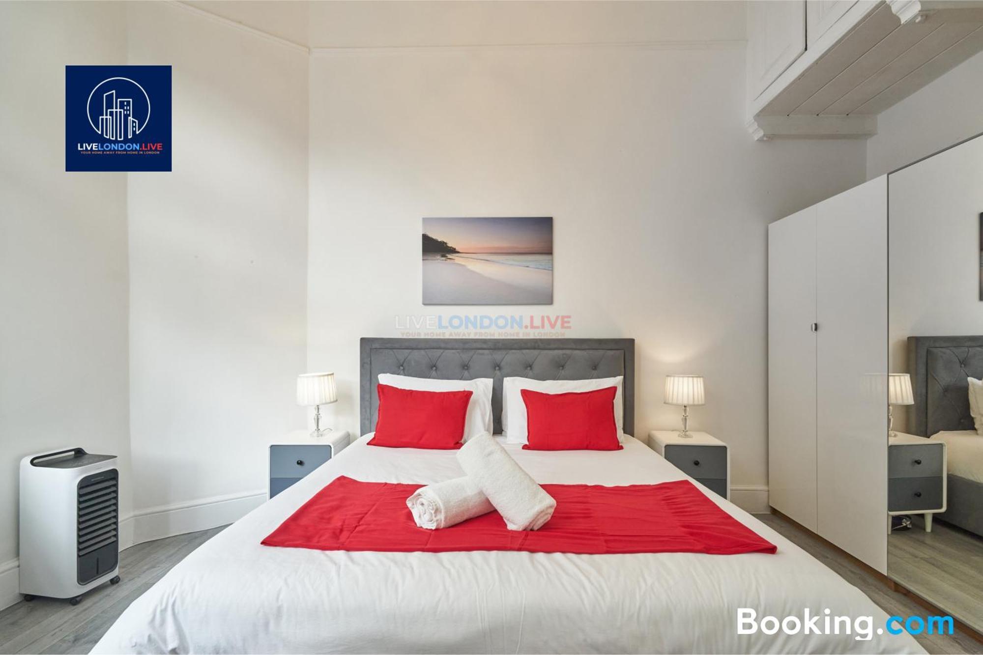 Last-Minute Specials L Sleeps Up To 4 Guests L One-Bedroom Apartment With King Bed And High Ceilings Near Camden By Live London Short Lets & Serviced Accommodation Buitenkant foto