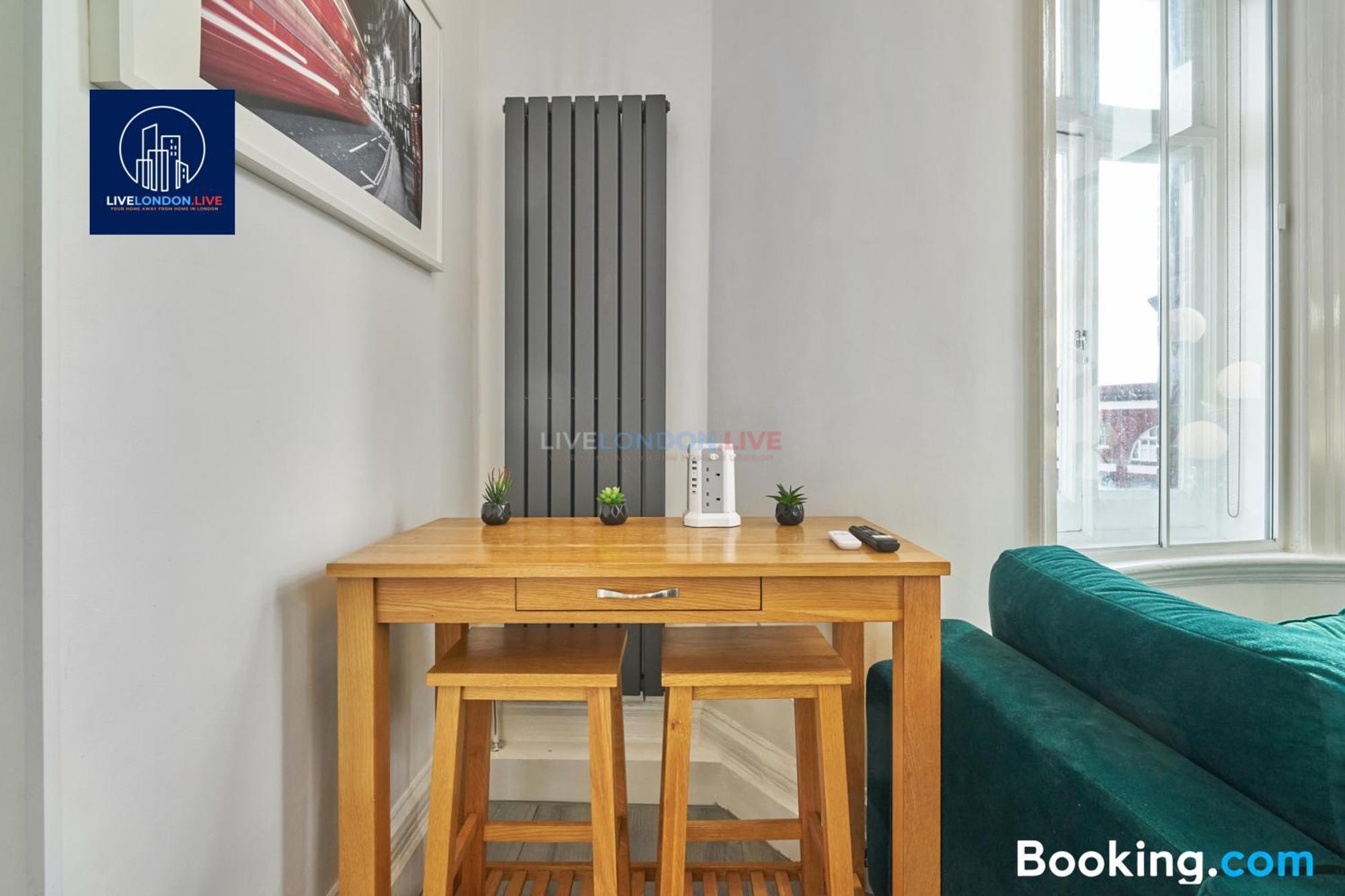 Last-Minute Specials L Sleeps Up To 4 Guests L One-Bedroom Apartment With King Bed And High Ceilings Near Camden By Live London Short Lets & Serviced Accommodation Buitenkant foto